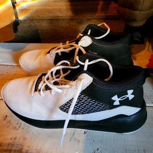 Size 12.5 Under Armour Basketball Shoes
